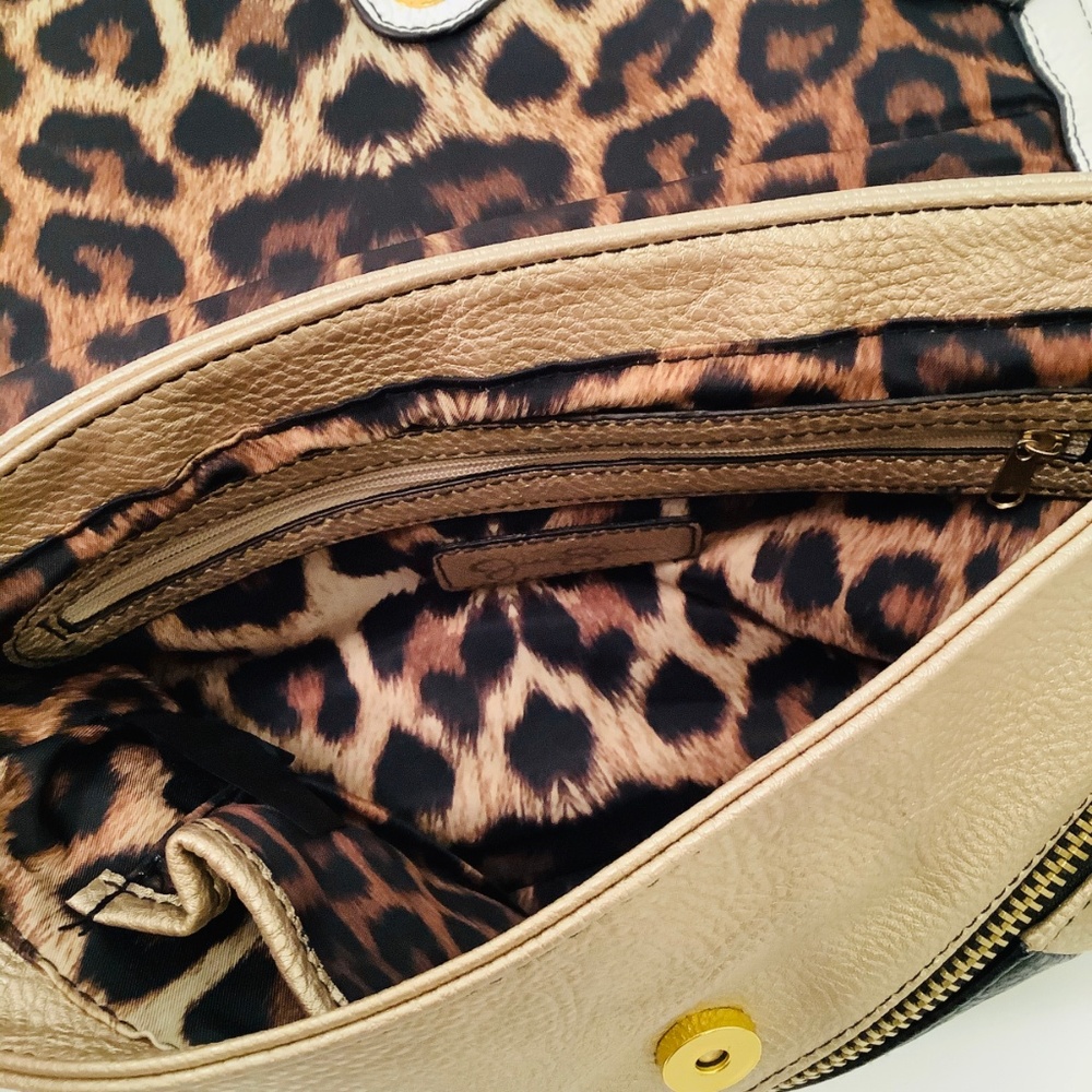 Jessica Simpson Handbag & Wallet Crossbody - Picture 5 of 5